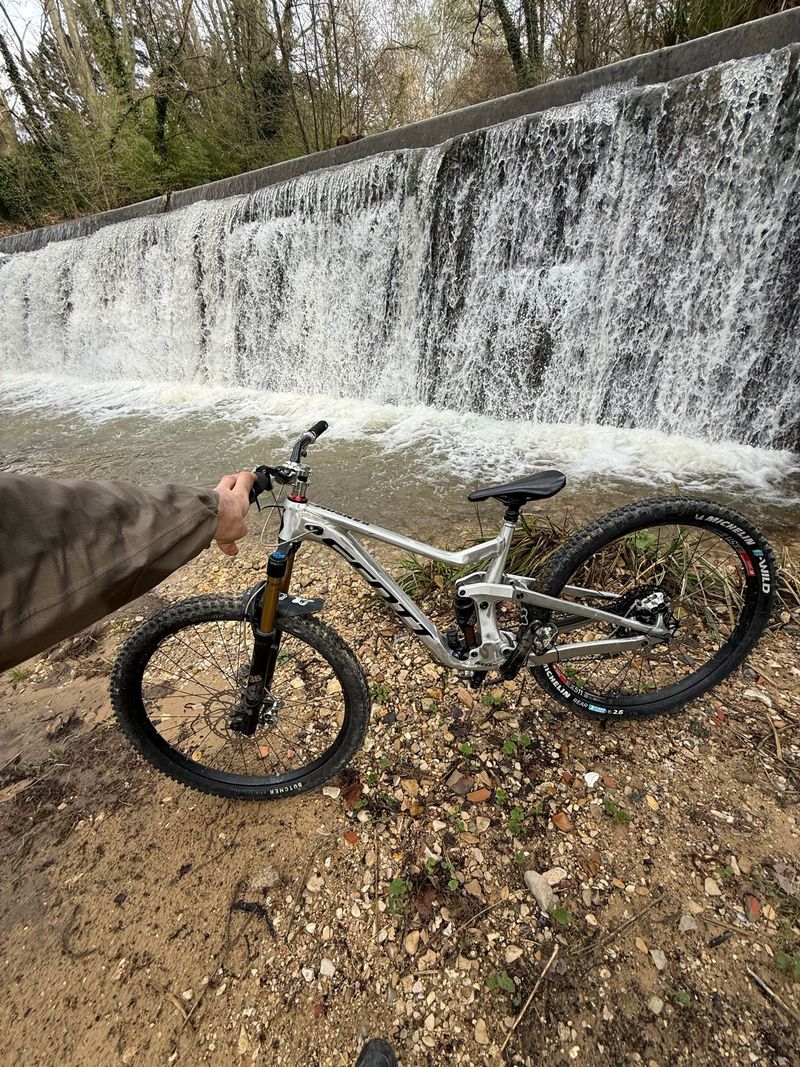 Used Scott Ransom 920 2022 2022 Mountainbike, Light Gray, 29 — image 1 of 6