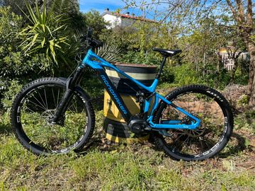 Mondraker Crafty SRAM GX Eagle 2023 Mountainbike d'occasion — image 3 sur 6