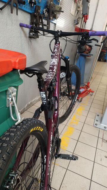 Gebrauchtes Orbea RALLON M20 2023 2023 Mountainbike, Violett, 29 — Bild 2 von 24