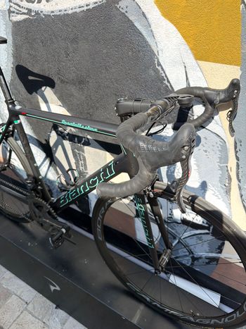 Used Bianchi Specialissima Super Record EPS 2017 2017 Road & Gravel, Black — image 3 of 9