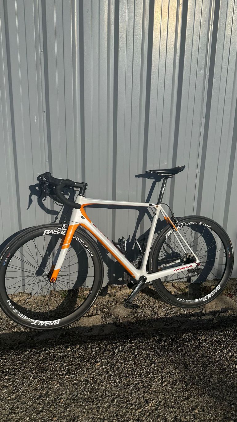 Used Orbea Orca Shimano Ultegra Di2 2018 Road & Gravel, Orange — image 2 of 4