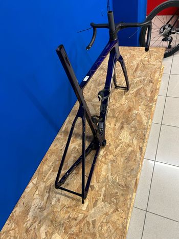 Used Giant Propel Advanced SL Frameset 2026 Frameset 2026 Road & Gravel, Blu — image 2 of 7