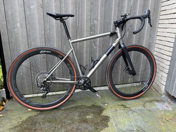 TRIBAN, Grvl 900Ti