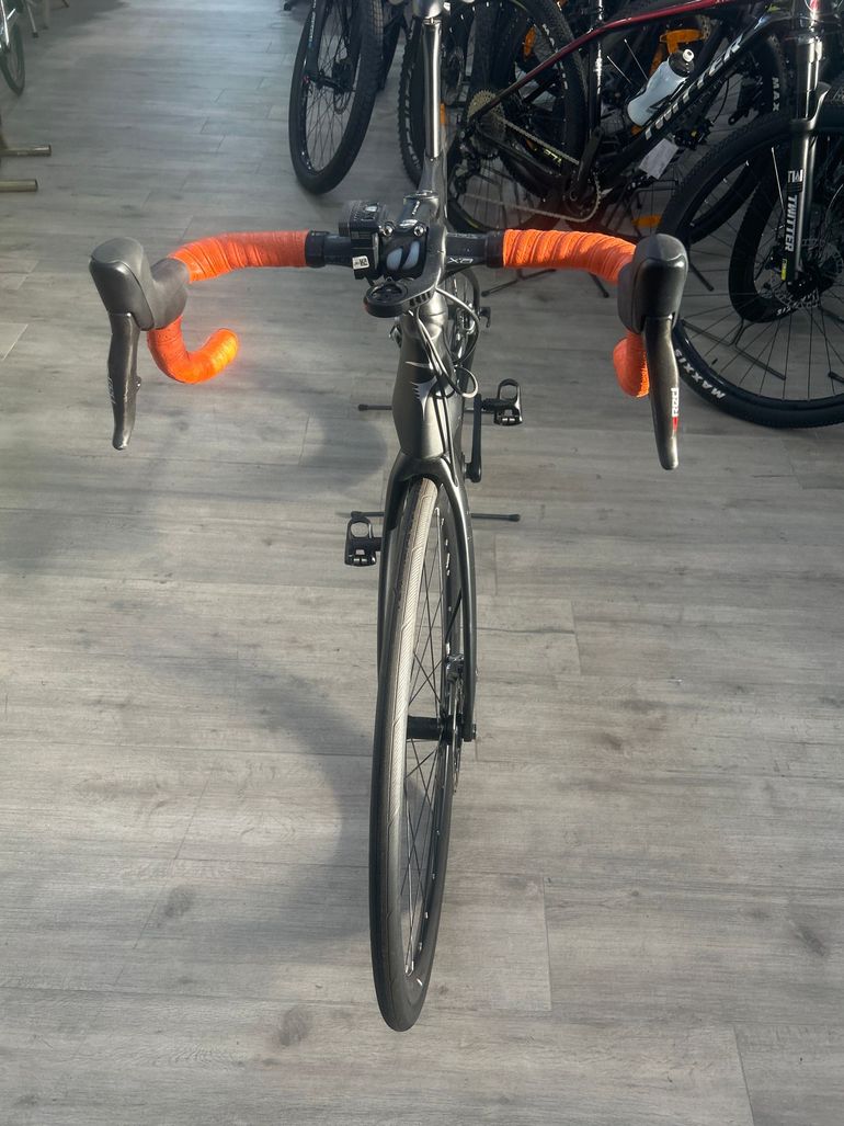 Used Pinarello Nytro SRAM Red eTap 2021 Road & Gravel, Schwarz — image 3 of 4