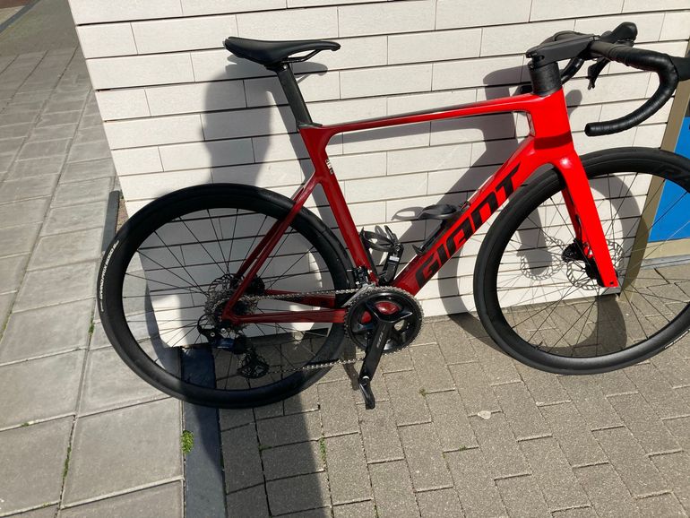 Used Giant Propel Advanced 2 2024 2024 Road & Gravel, Red — image 3 of 13