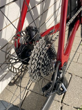 Used Giant Propel Advanced 2 2024 2024 Road & Gravel, Red — image 9 of 13