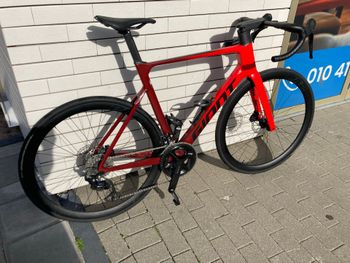 Used Giant Propel Advanced 2 2024 2024 Road & Gravel, Red — image 2 of 13