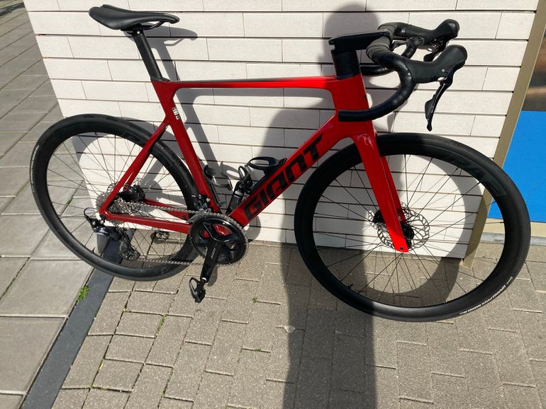 Used Giant Propel Advanced 2 2024 2024 Road & Gravel, Red — image 5 of 13