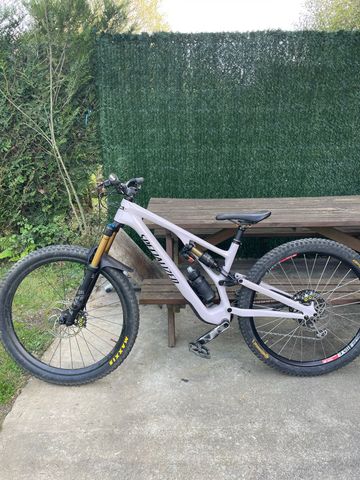 Used Specialized Stumpjumper EVO Comp 2021 Frameset 2021 Mountainbike, White, 29 — image 2 of 3