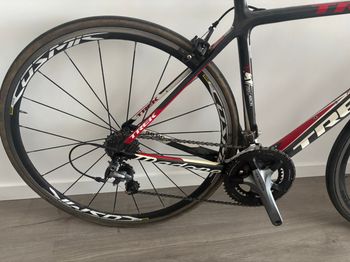 Used Trek Madone 5.2 H2 Compact 2014 2014 Road & Gravel, Red — image 3 of 3