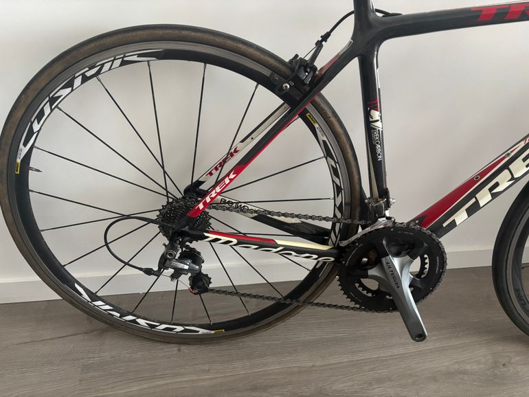 Used Trek Madone 5.2 H2 Compact 2014 2014 Road & Gravel, Red — image 3 of 3