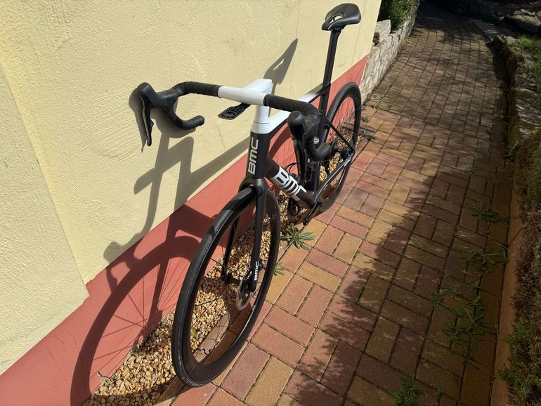 Used BMC Teammachine SLR 01 TWO 2023 2023 Road & Gravel, Black — image 5 of 8