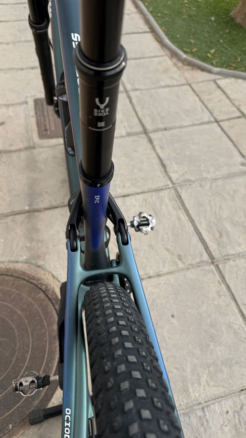 Used Specialized Epic 8 Pro 2025 2025 Mountainbike, Blue, 29 — image 38 of 38