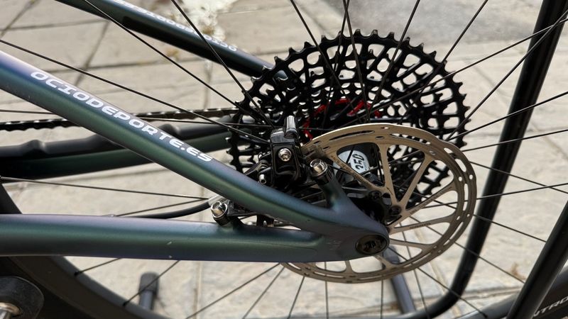 Used Specialized Epic 8 Pro 2025 2025 Mountainbike, Blue, 29 — image 34 of 38