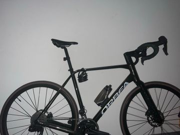 Gebrauchtes Orbea Terra Shimano GRX 2024 Road & Gravel, Schwarz — Bild 2 von 3