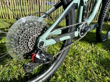 Used Giant Reign SRAM GX Eagle AXS (T-Type) 2020 Mountainbike, Hellgrau — image 5 of 11