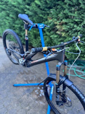 Used UNNO MITH Factory Capbon tg S2 ( M ) SRAM GX Eagle AXS 2023 Mountainbike, Black, Mixed — image 5 of 9