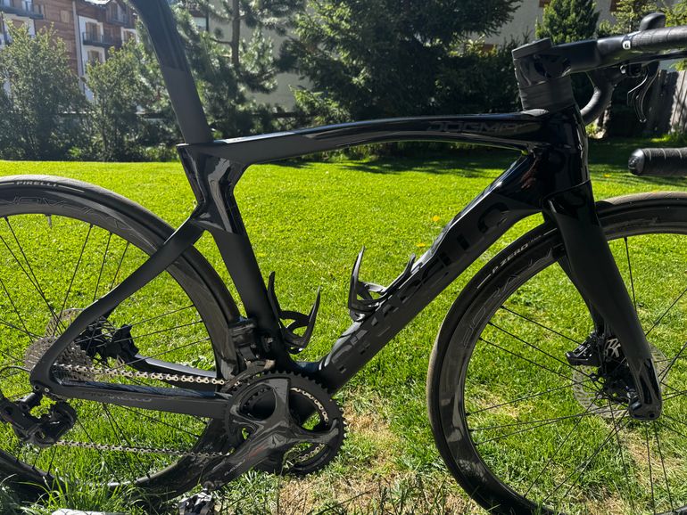 Used Pinarello DOGMA F12 SUPER RECORD EPS Disc 2022 2022 Road & Gravel — image 24 of 24
