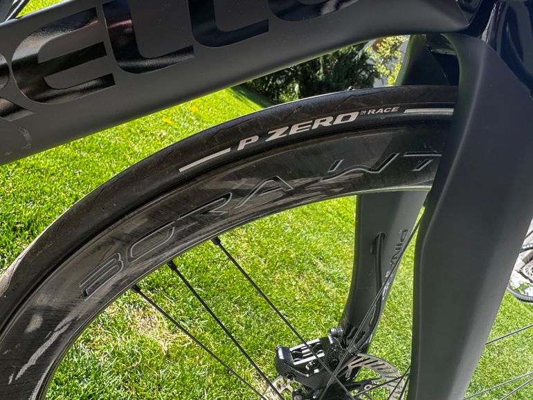 Used Pinarello DOGMA F12 SUPER RECORD EPS Disc 2022 2022 Road & Gravel — image 18 of 24