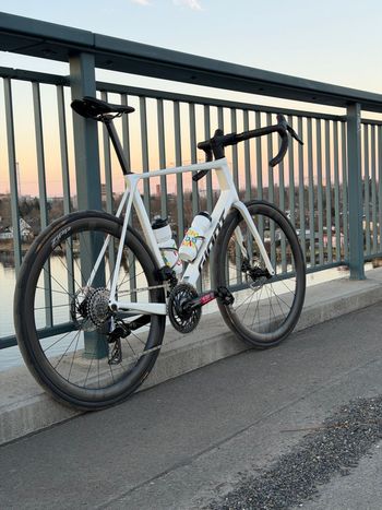 Giant, Tcr SRAM Force eTap AXS