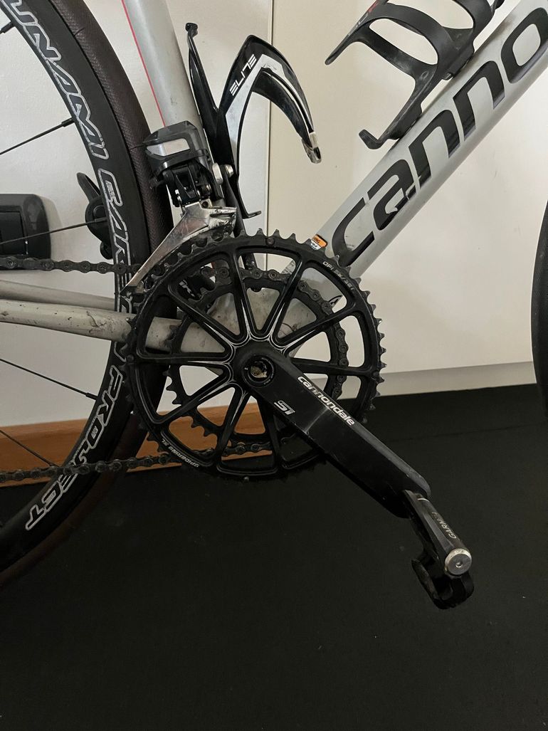 Used Cannondale SuperSix EVO Shimano Ultegra Di2 2016 Road & Gravel, Light Gray — image 11 of 12