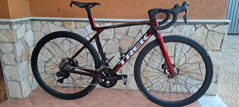 Trek Madone SLR 7 AXS Gen 8 2026