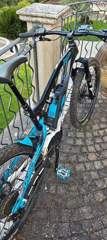Used Lapierre Overvolt Shimano Deore XT 2016 Mountainbike, Blue — image 5 of 7