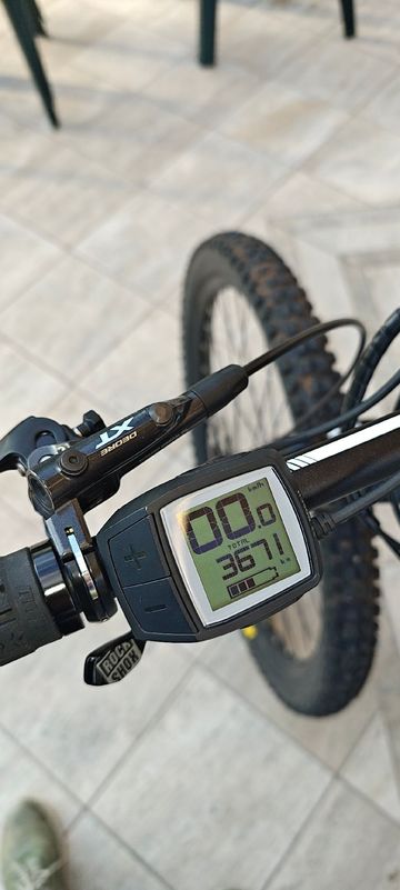 Used Lapierre Overvolt Shimano Deore XT 2016 Mountainbike, Blue — image 4 of 7