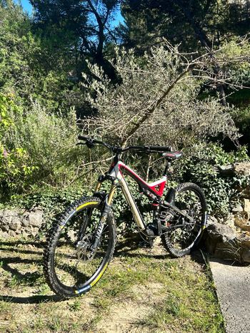 Used Specialized Stumpjumper SRAM NX 2012 Mountainbike, Red — image 8 of 10
