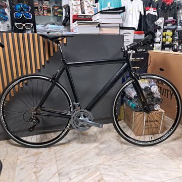 Używany Schiano Ibrida Shimano Sora Claris 2022 Road & Gravel