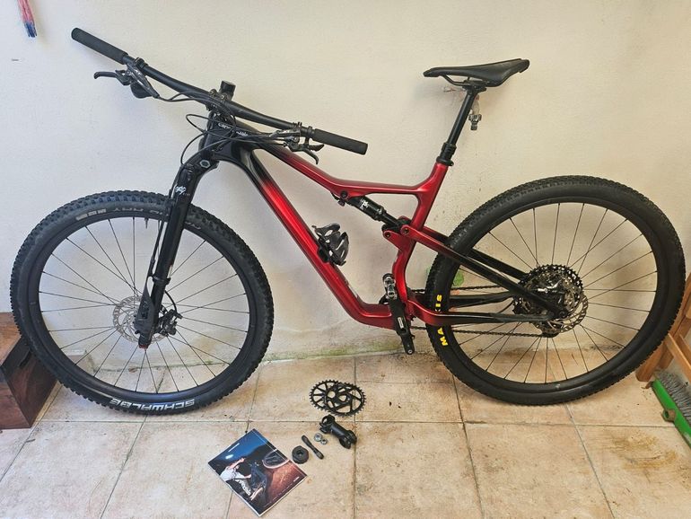 Used Cannondale Cannondale Custom Shimano Deore XT 2022 Mountainbike, Rot — image 1 of 13