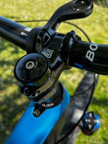 Gebrauchtes Trek Remedy 9.8 2017 2017 Mountainbike, Schwarz, 27.5 — Bild 4 von 11