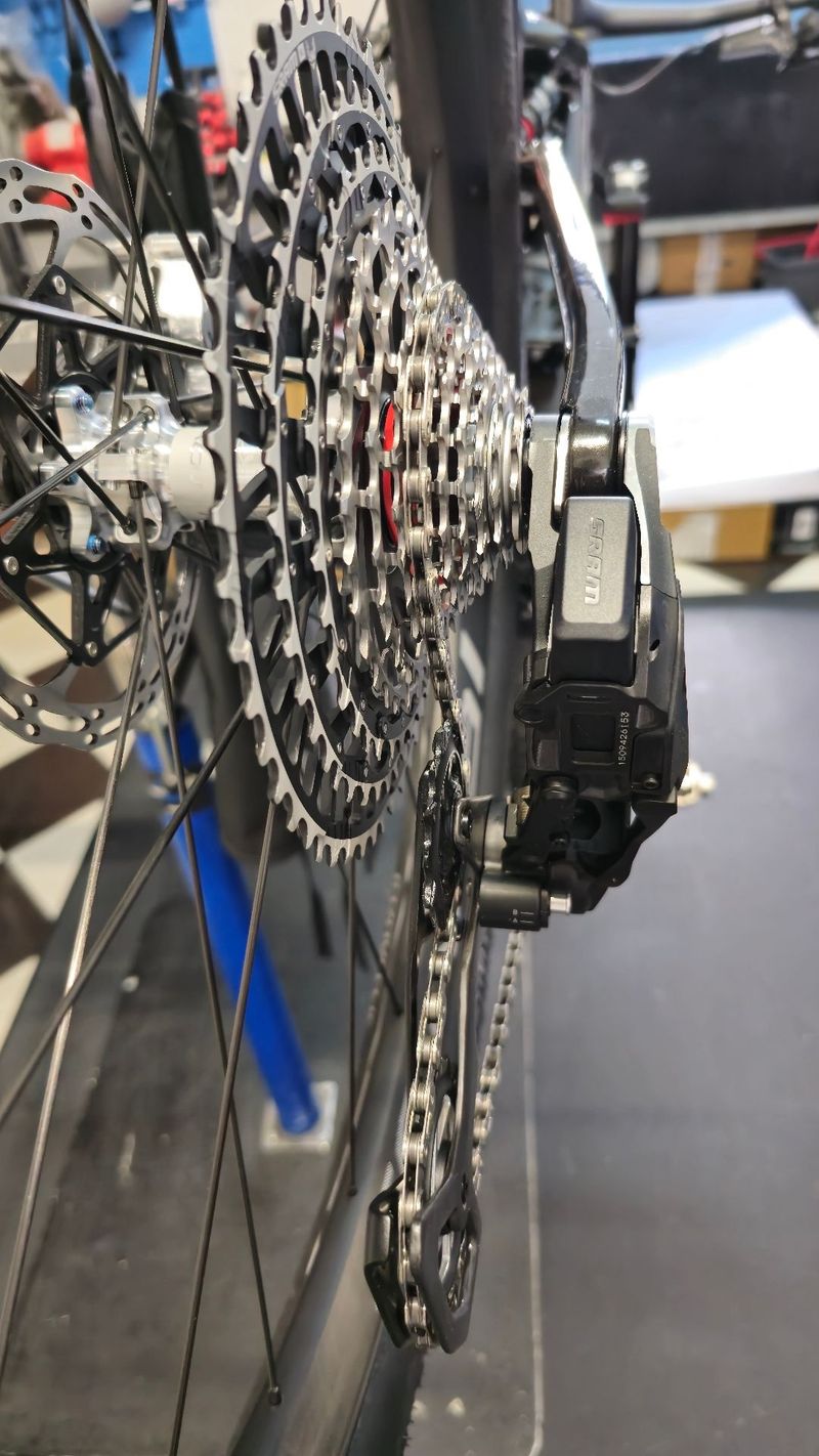 Gebrauchtes Specialized Epic SRAM XX1 Eagle 2025 Mountainbike, Rot — Bild 3 von 13