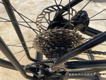 Used Giant TCR Advanced 2 KOM 2025 2025 Road & Gravel, Schwarz — image 6 of 13