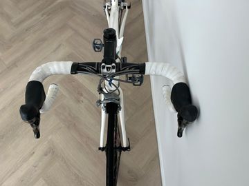 Used Specialized Ruby Shimano Ultegra 2011 Road & Gravel, White — image 5 of 10