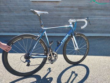 Used Trek Madone 6.9 2010 2010 Road & Gravel, White — image 2 of 14