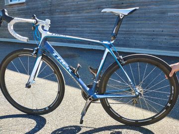 Used Trek Madone 6.9 2010 2010 Road & Gravel, White — image 9 of 14