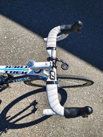 Used Trek Madone 6.9 2010 2010 Road & Gravel, White — image 4 of 14