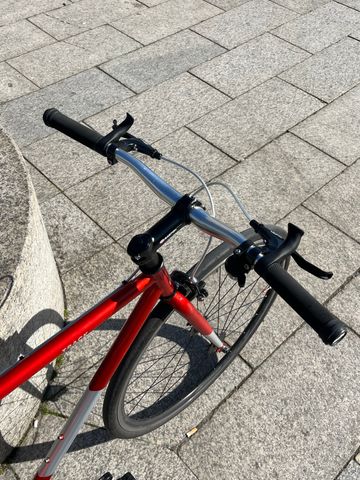 Tweedehands Fuji Track 2020 2020 Road & Gravel — afbeelding 3 van 28