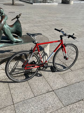 Tweedehands Fuji Track 2020 2020 Road & Gravel — afbeelding 2 van 28