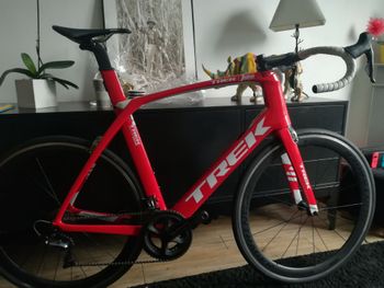 Used Trek Madone SL 6 2019 2019 Road & Gravel — image 2 of 3