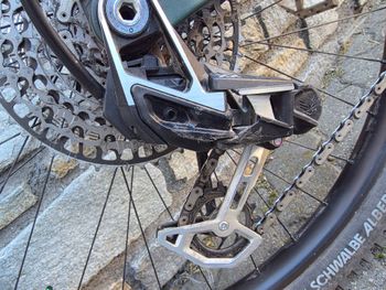 Used Orbea WILD M-LTD 2025 2025 Mountainbike, Green, 29 — image 5 of 9