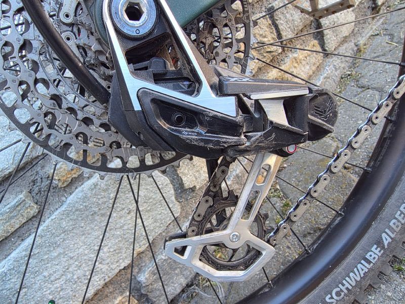 Used Orbea WILD M-LTD 2025 2025 Mountainbike, Green, 29 — image 5 of 9