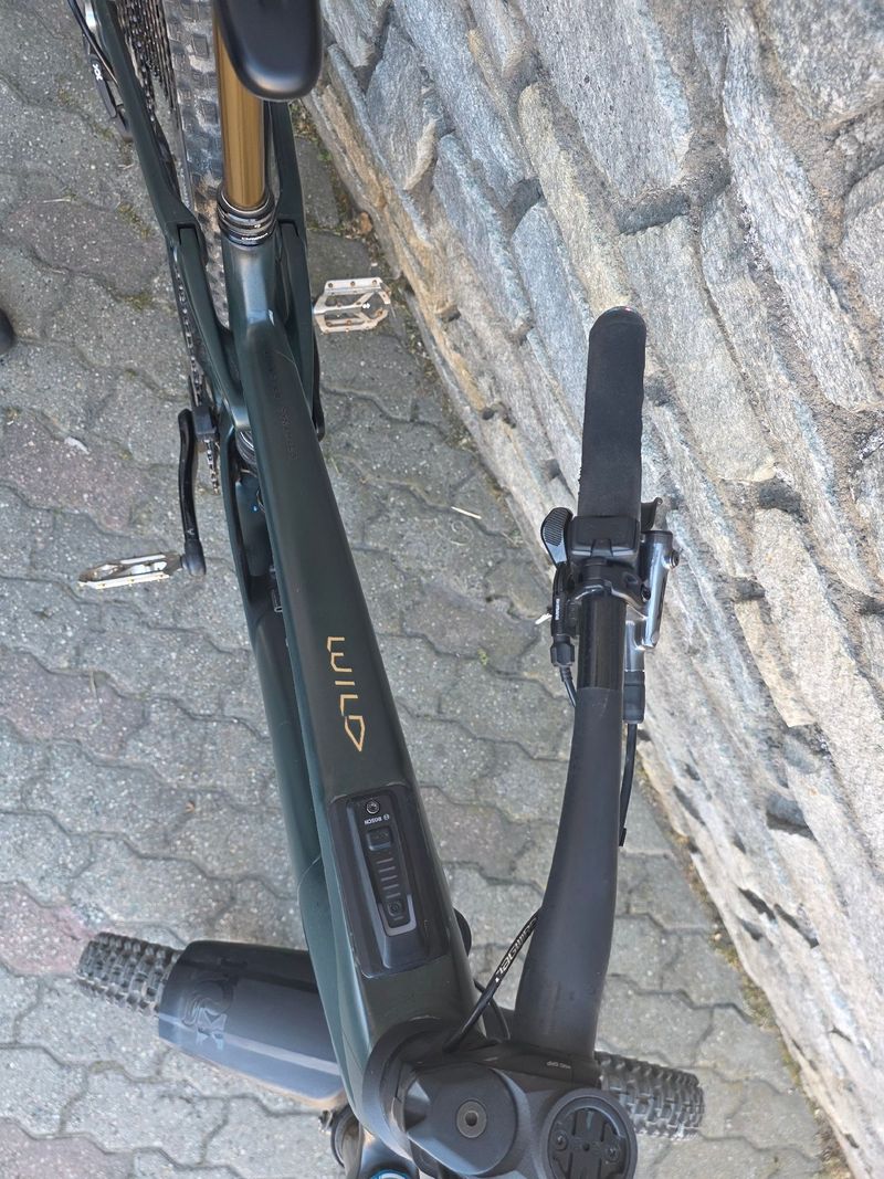 Used Orbea WILD M-LTD 2025 2025 Mountainbike, Green, 29 — image 7 of 9
