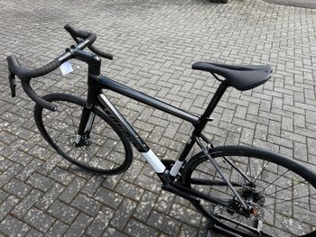 Used Wilier Garda SHIMANO 105 Di2 2x12 R7170 2025 2025 Road & Gravel, Negro — image 3 of 4