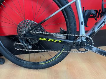 Used Scott Scale 920 2022 2022 Mountainbike, Light Gray, 29 — image 3 of 7