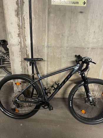Used KTM MYROON ELITE 2022 2022 Mountainbike, Gris claro — image 2 of 7