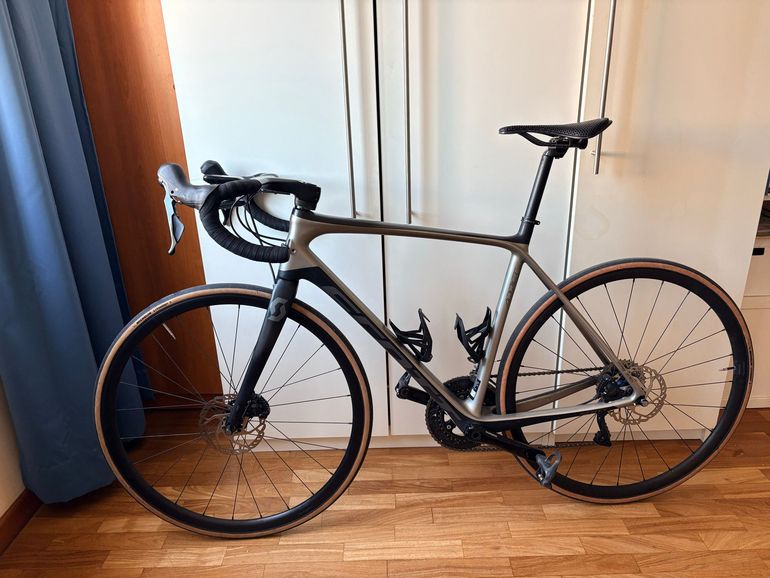 Used Scott addict Scott addict Custom Shimano 105 2019 Road & Gravel — image 2 of 8