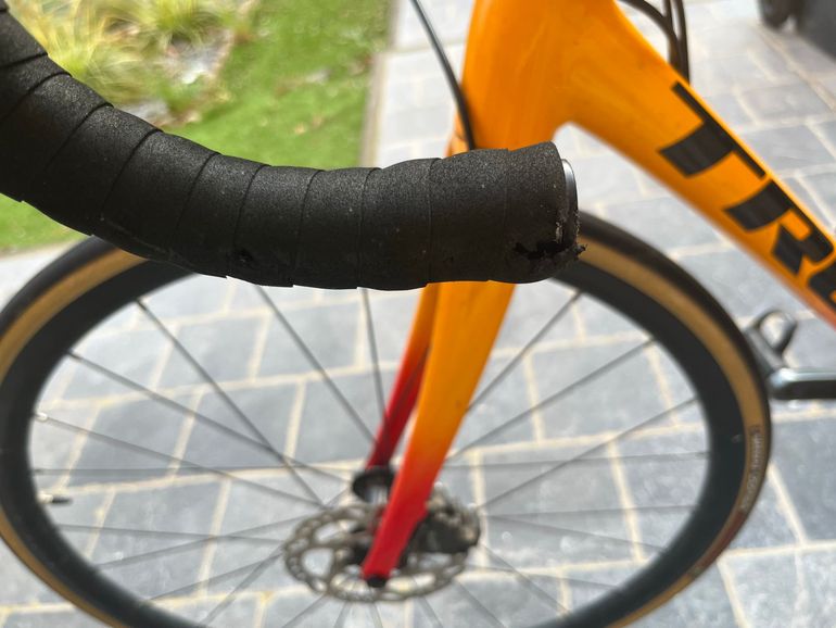 Used Trek Émonda ALR 4 2022 2022 Road & Gravel, Orange — image 10 of 11