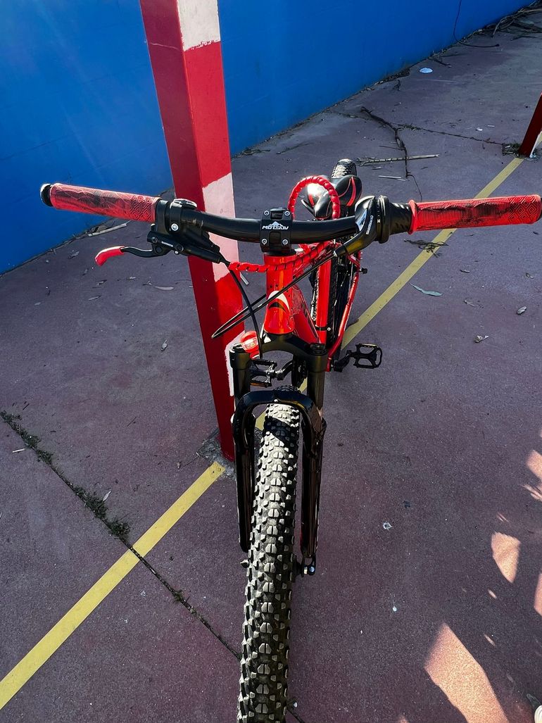 Used Racer Racer Custom Shimano Tourney 2023 Mountainbike — image 3 of 4